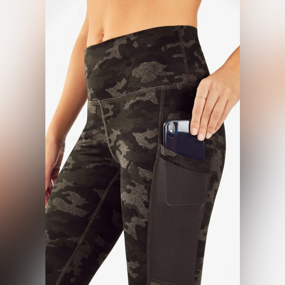 Fabletics Mila High-Waisted Pocket Camo Leggings